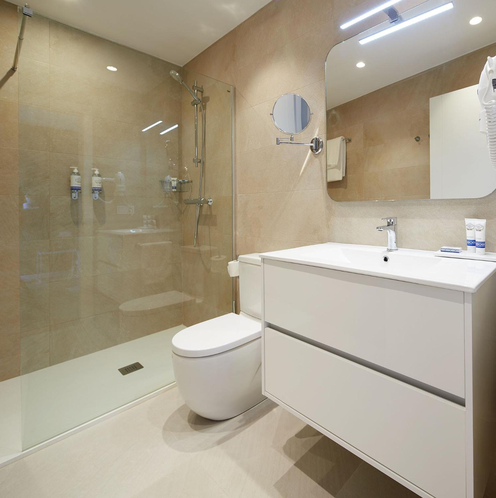 H Suite3B By Smiling Rentals Hondarribia Luaran gambar