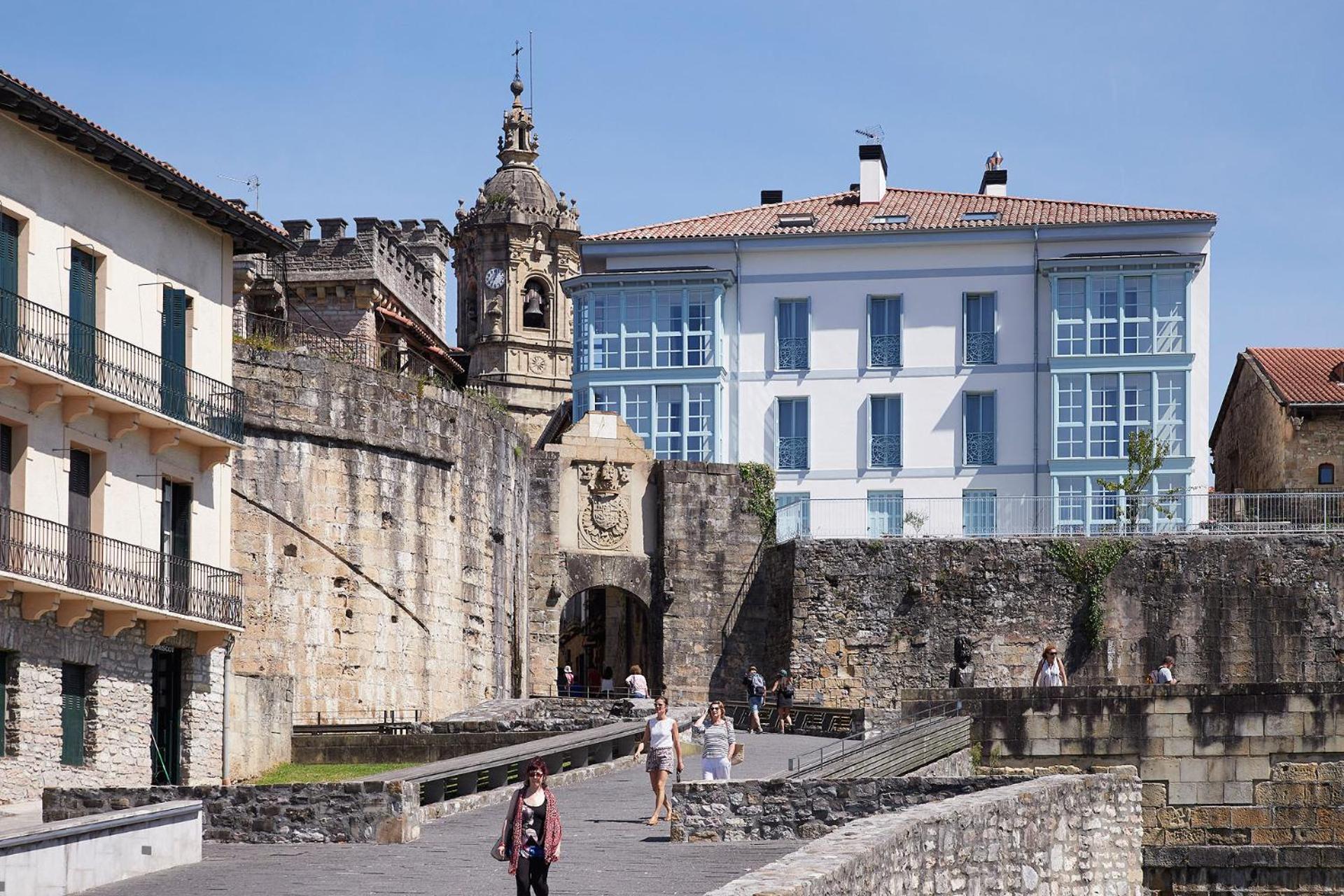 H Suite3B By Smiling Rentals Hondarribia Luaran gambar
